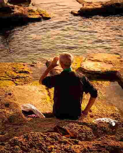 Netflix
Has
Solved
Islam
and
Morag
Has
Notes