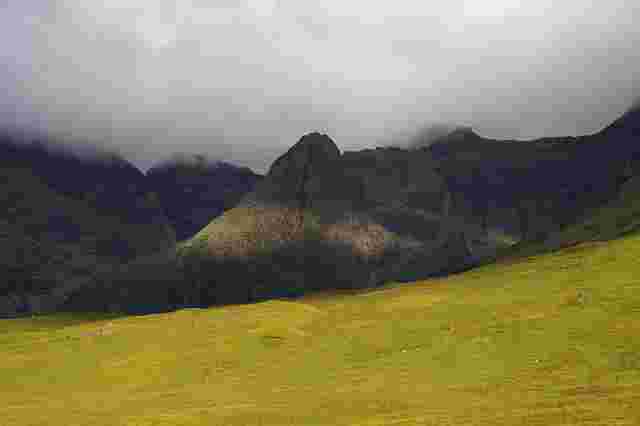 NASA, Mounjaro, Piers Morgan and Bridge Day Walk Into a Pub