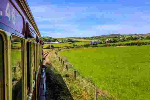 Netflix
Has
Solved
Islam
and
Morag
Has
Notes