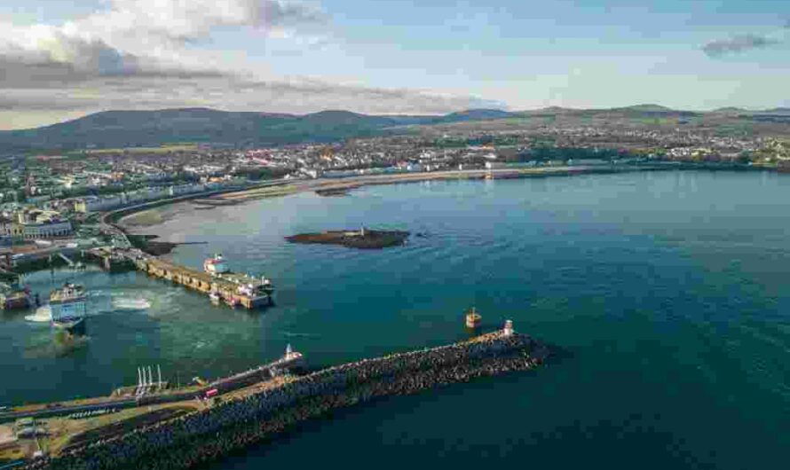 Morag
on
Meghan:
The
Isle
of
Man
Has
an
Unusually
Clear
View
From
Here