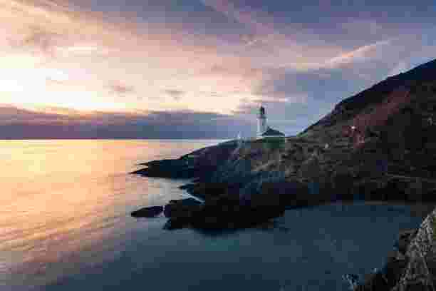 Netflix
Has
Solved
Islam
and
Morag
Has
Notes